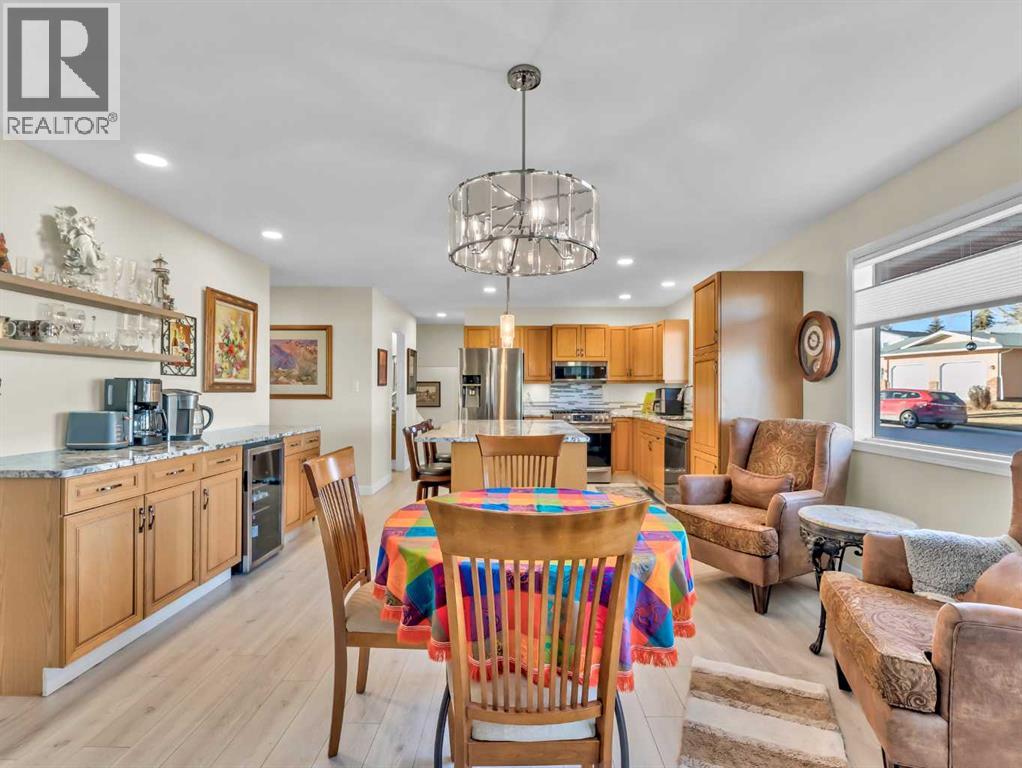 3 Redwood Court Se, Medicine Hat, Alberta  T1B 3Z6 - Photo 11 - A2284639