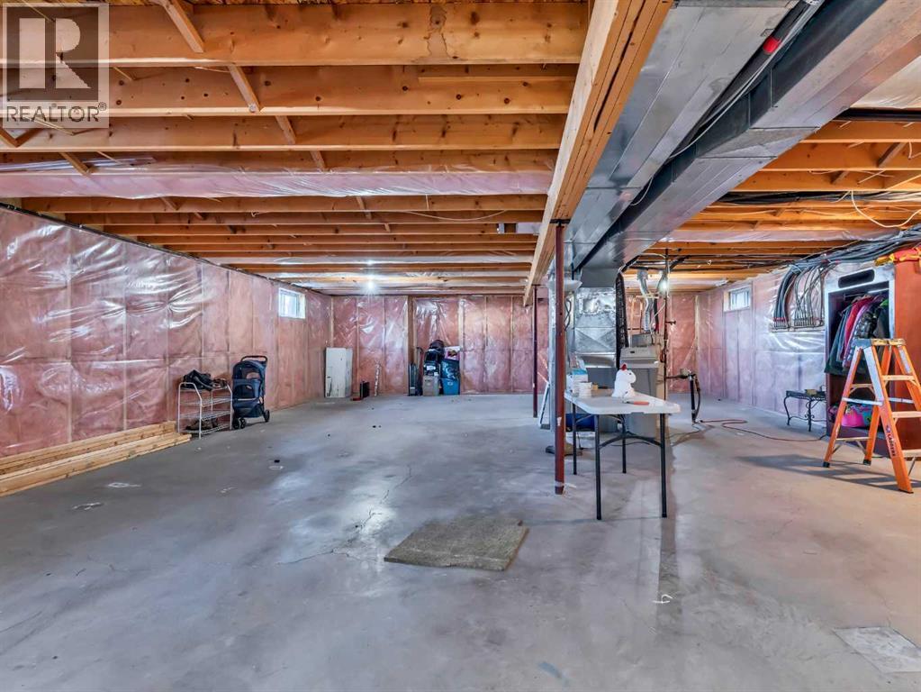 3 Redwood Court Se, Medicine Hat, Alberta  T1B 3Z6 - Photo 34 - A2284639