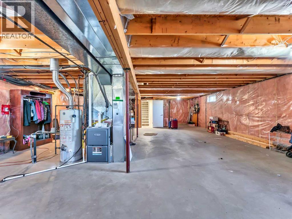 3 Redwood Court Se, Medicine Hat, Alberta  T1B 3Z6 - Photo 37 - A2284639