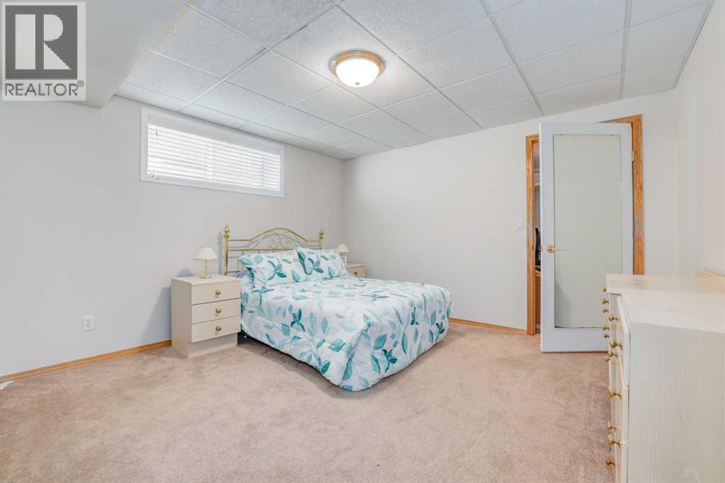 7 Chapala Terrace Se, Calgary, Alberta  T2X 3V8 - Photo 34 - A2286076