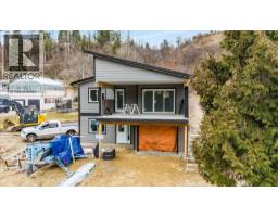 2808 1st Avenue, Castlegar, British Columbia