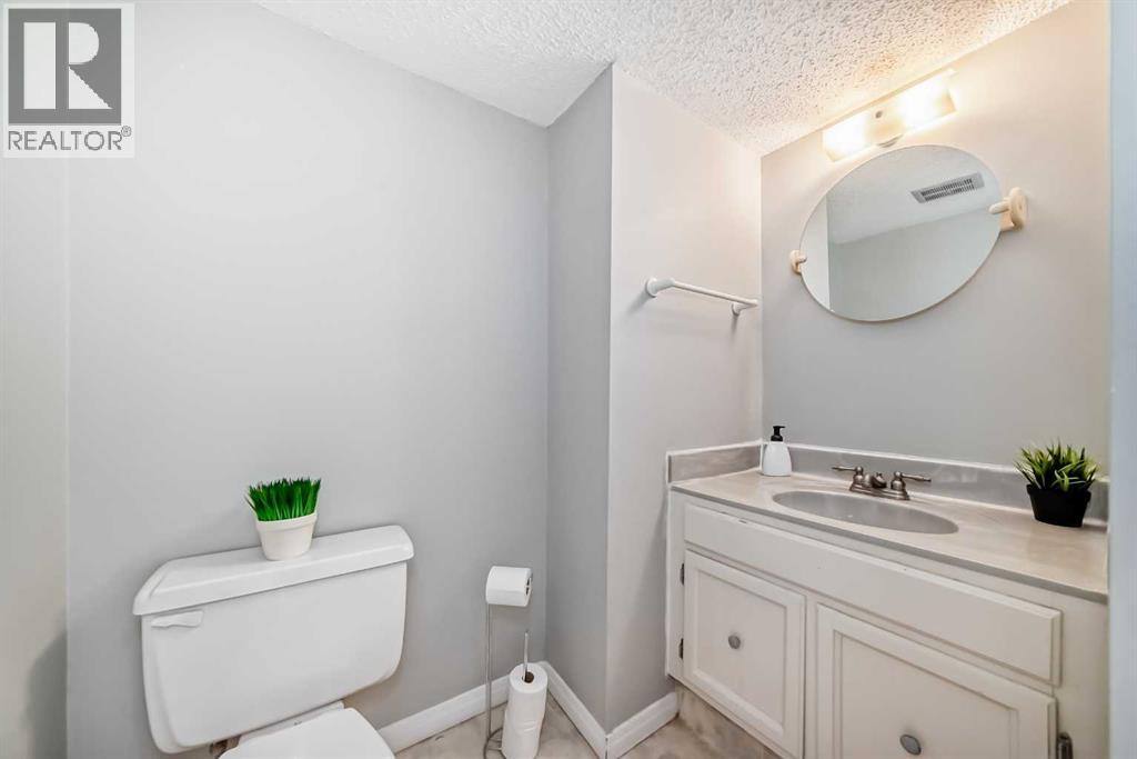 54, 6103 Madigan Drive Ne, Calgary, Alberta  T2A 5K9 - Photo 16 - A2292447