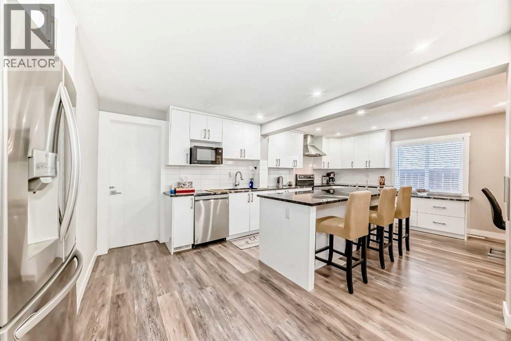 6403 35 Avenue Nw, Calgary, Alberta  T3B 1S5 - Photo 4 - A2293196