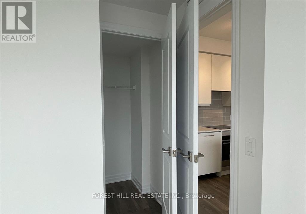 804 - 30 ELM DRIVE Mississauga (Fairview), ON L5B 0N6