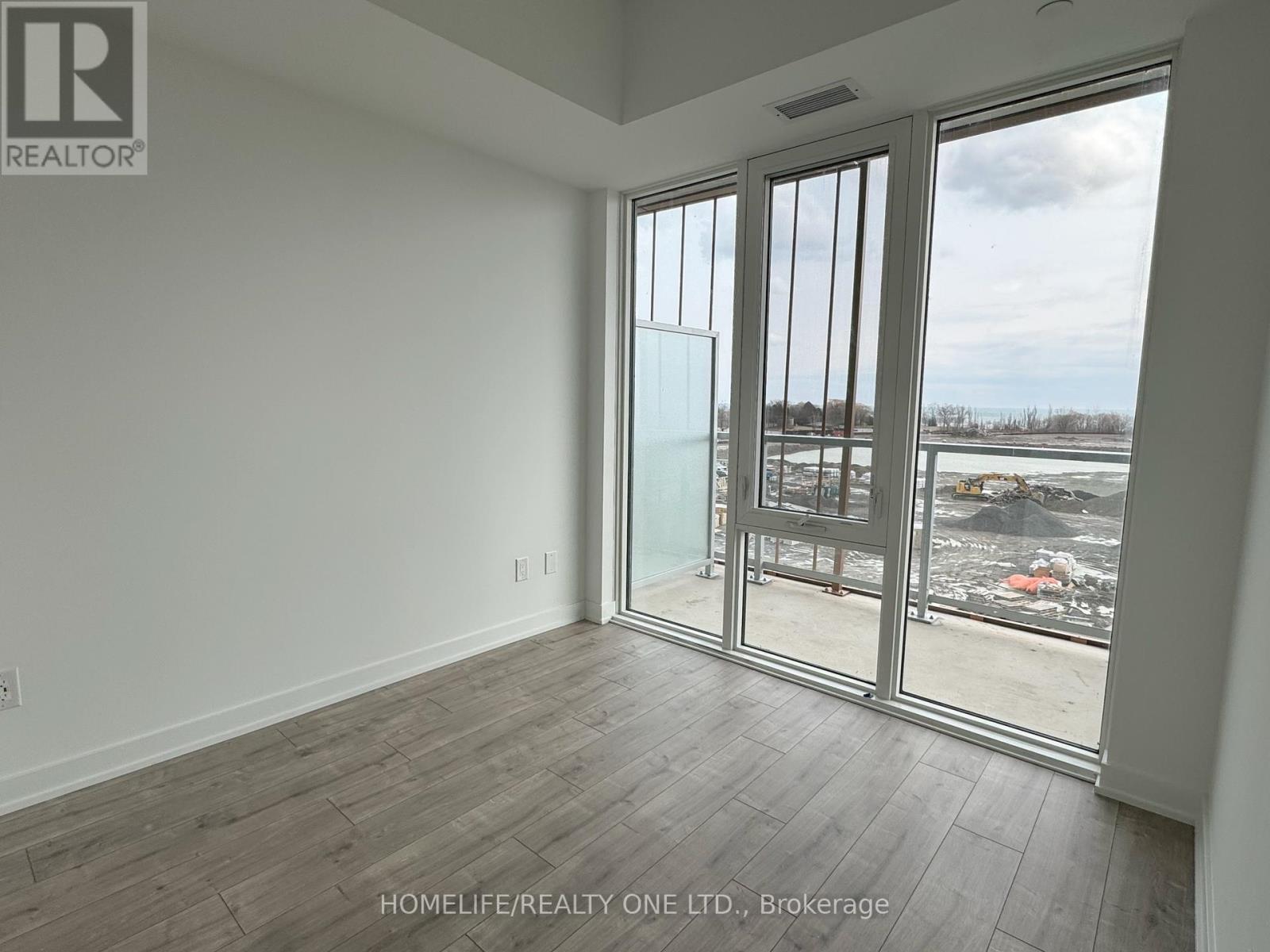 421 - 220 Missinnihe Way, Mississauga (Port Credit), Ontario  L5H 0A9 - Photo 11 - W12880738