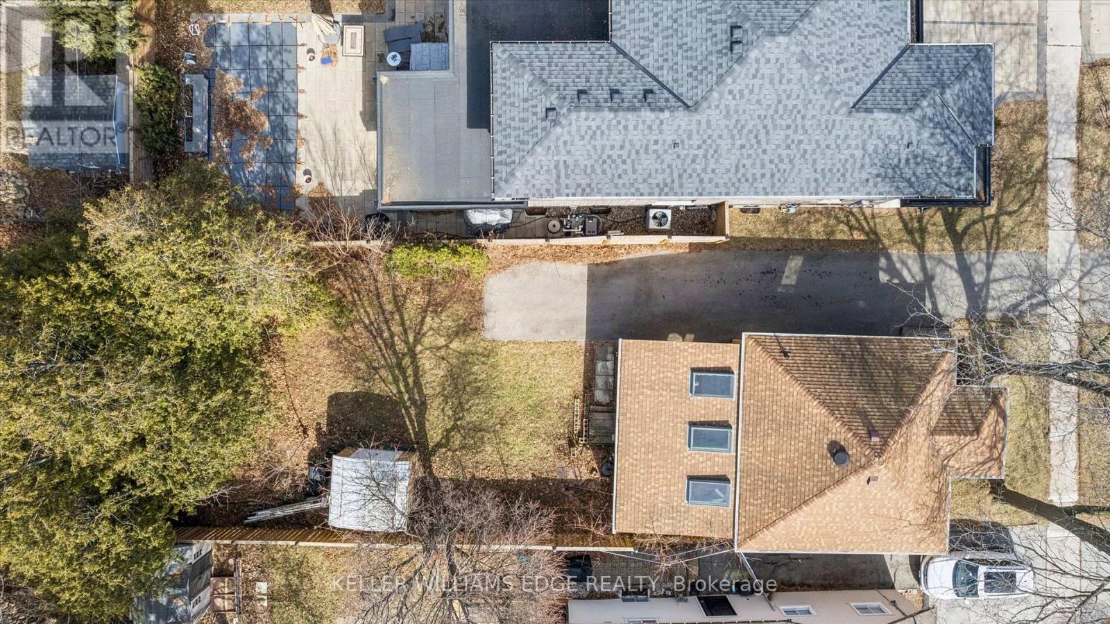 139 STEWART STREET, Oakville, Ontario