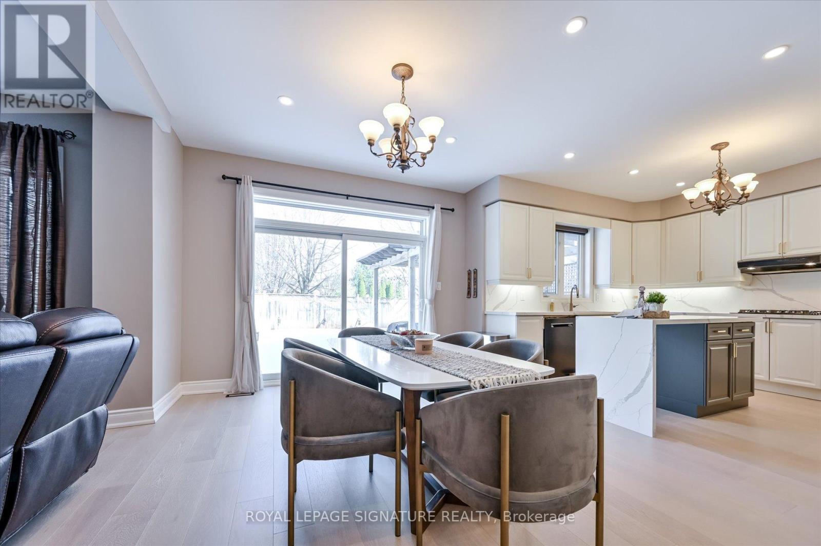 2177 Cashey Drive, Oakville, Ontario  L6H 5M1 - Photo 12 - W12880768