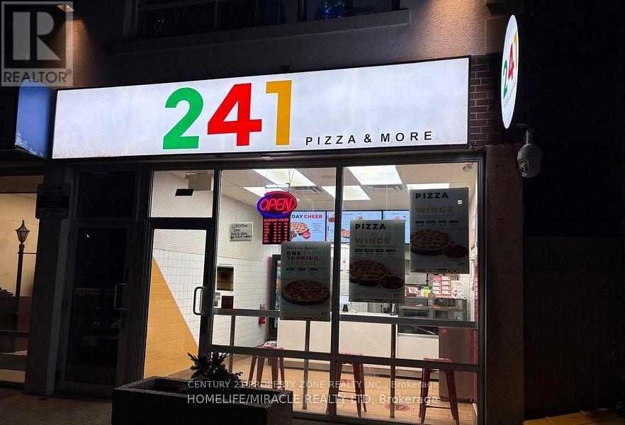 1201 Hurontario Street, Mississauga (Mineola), Ontario  L5G 3H2 - Photo 2 - W12880770