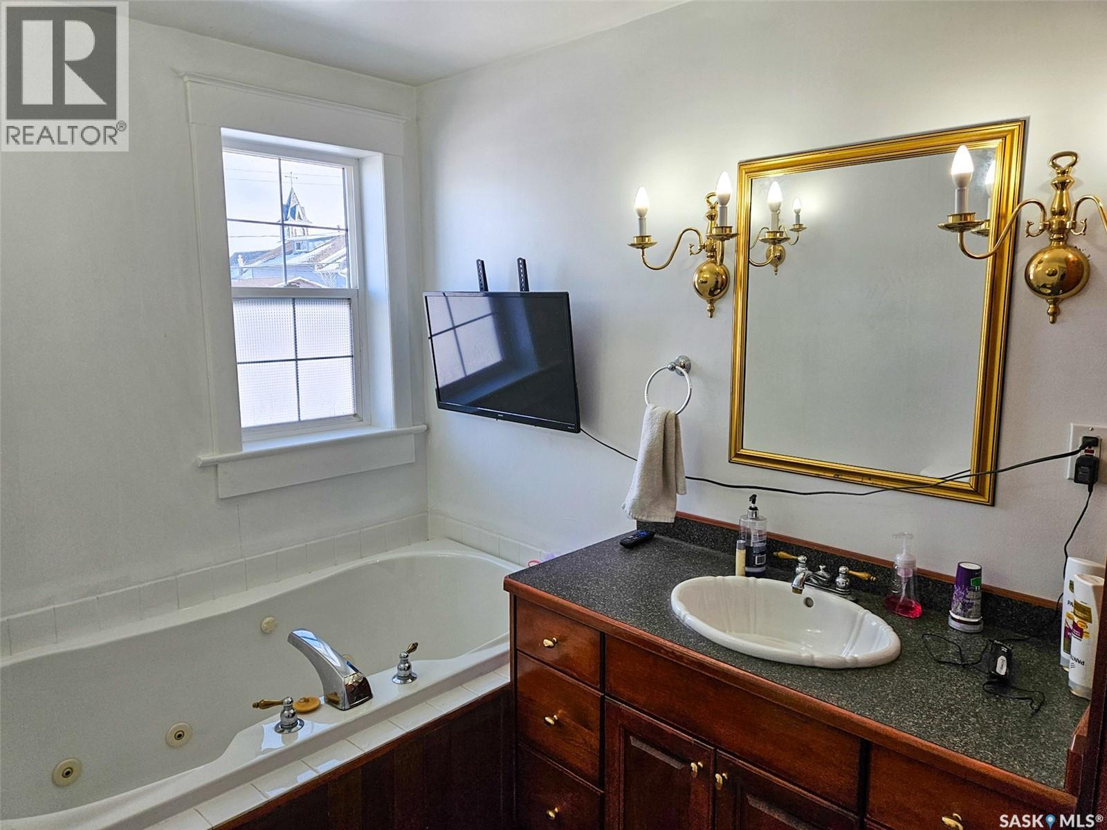 519 Brownlee Street, Herbert, Saskatchewan  S0H 2A0 - Photo 16 - SK030336