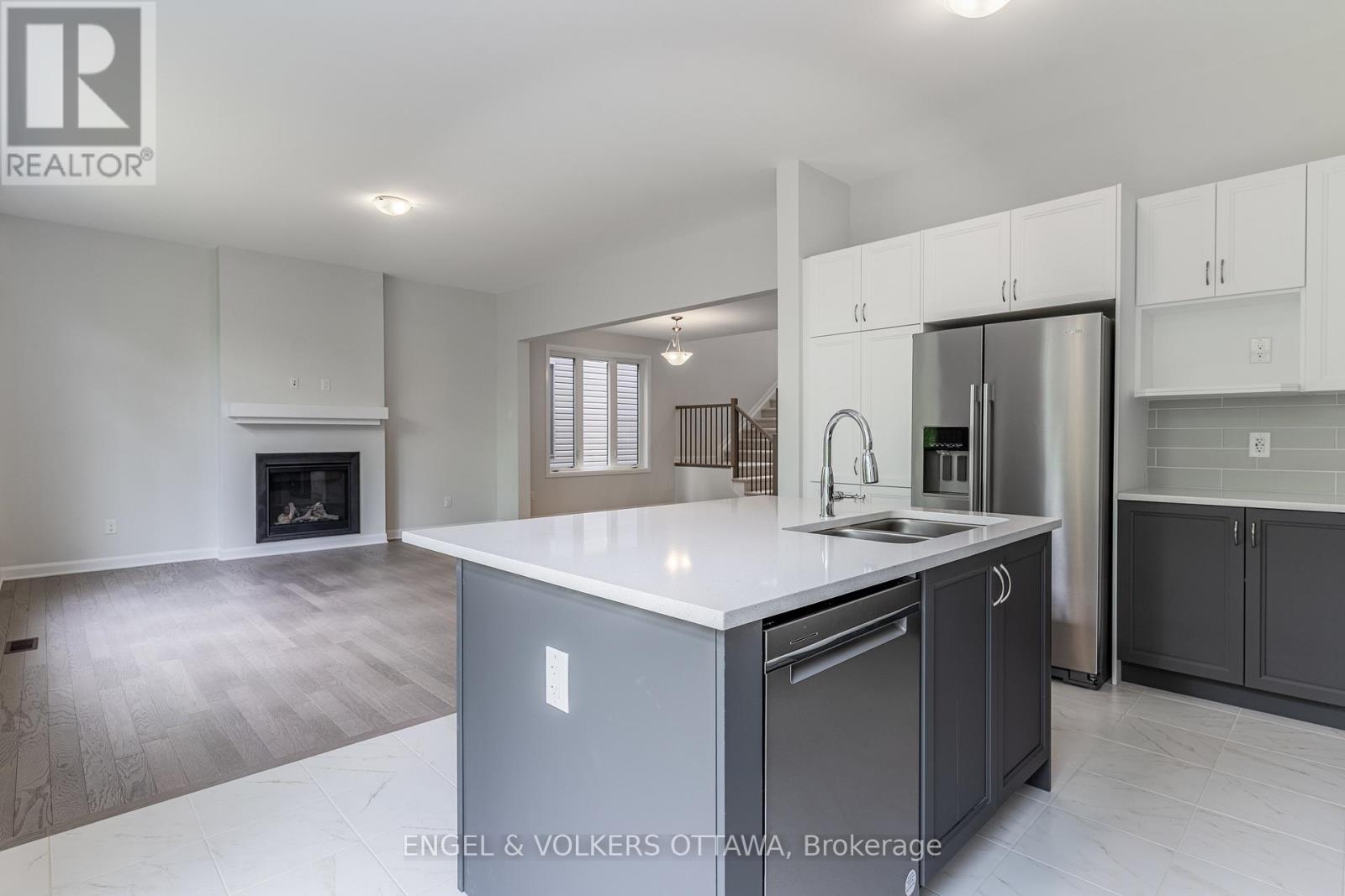 333 Elsie Macgill Walk, Ottawa, Ontario  K2W 0K7 - Photo 22 - X12880698