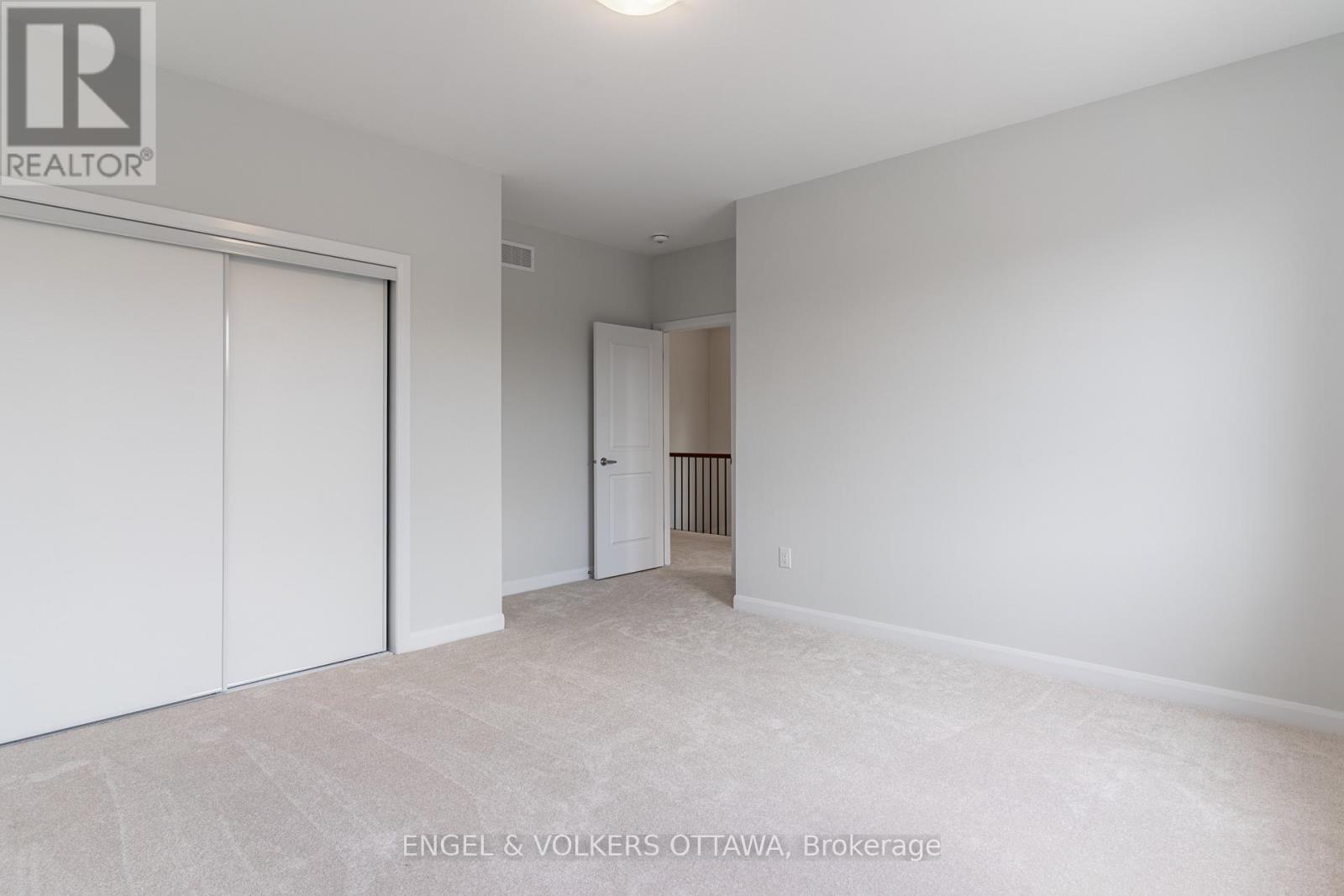 333 Elsie Macgill Walk, Ottawa, Ontario  K2W 0K7 - Photo 40 - X12880698