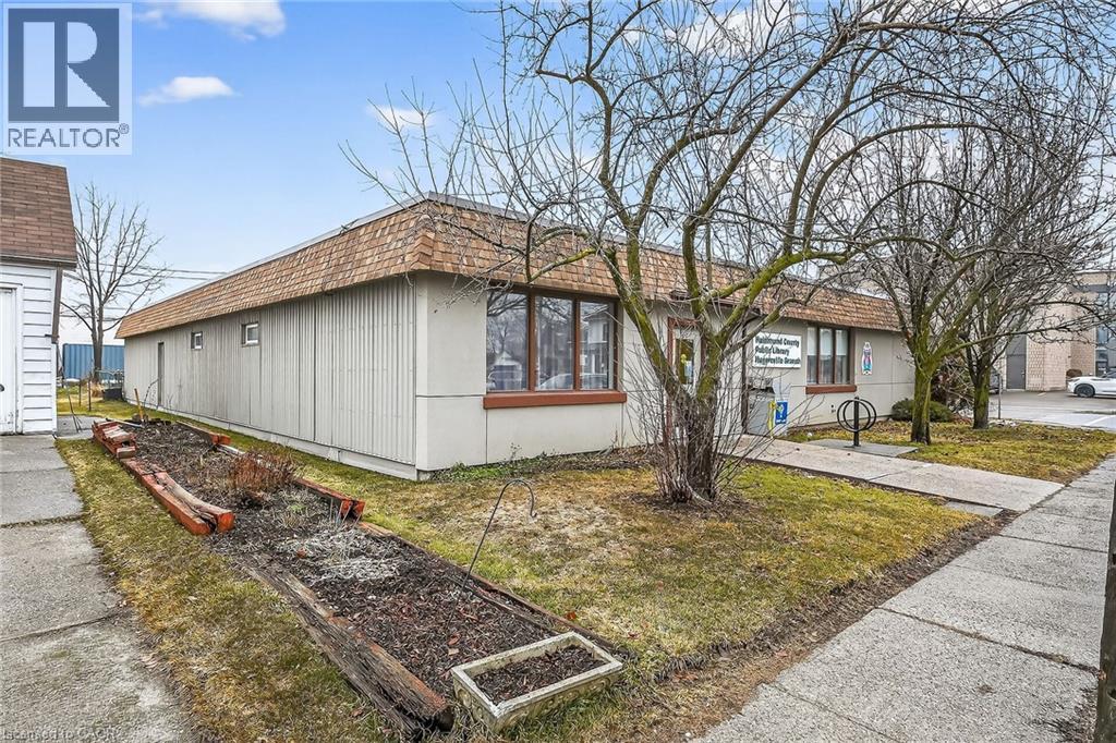 13 Alma Street N, Hagersville, Ontario  L0A 1H0 - Photo 2 - 40812038