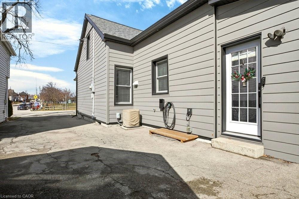 13 Richmond Street, Hamilton, Ontario  L8P 4J3 - Photo 43 - 40812027