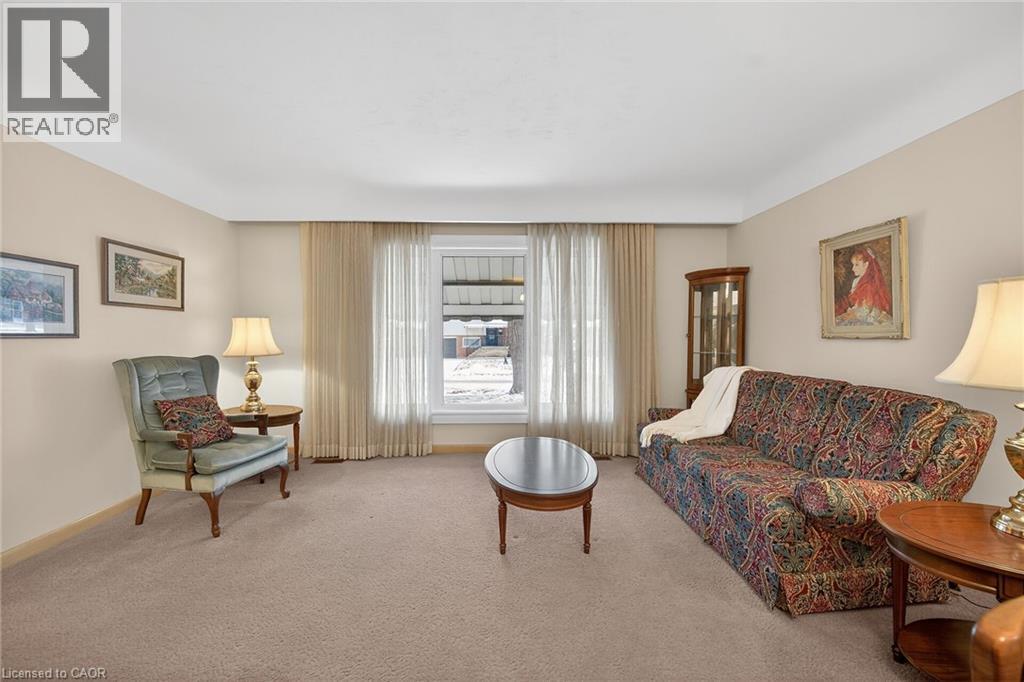 59 Cloke Court, Hamilton, Ontario  L8T 1N4 - Photo 7 - 40811988