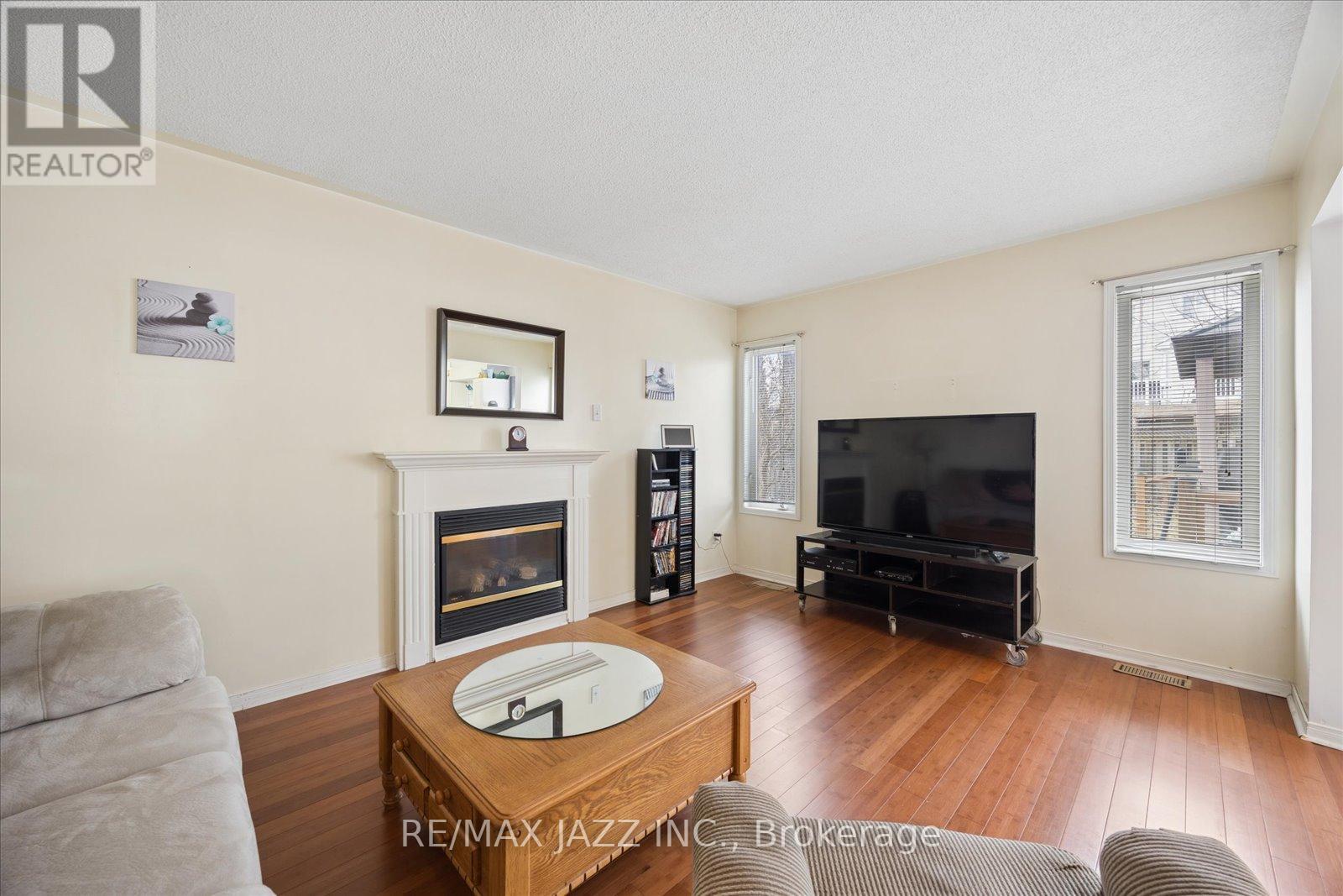 1395 Ashgrove Crescent, Oshawa, Ontario  L1K 2W4 - Photo 10 - E12880896