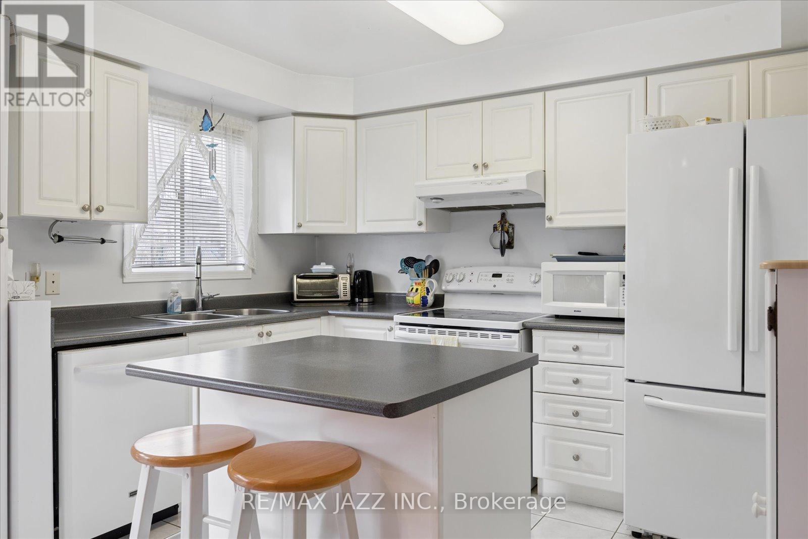 1395 Ashgrove Crescent, Oshawa, Ontario  L1K 2W4 - Photo 7 - E12880896