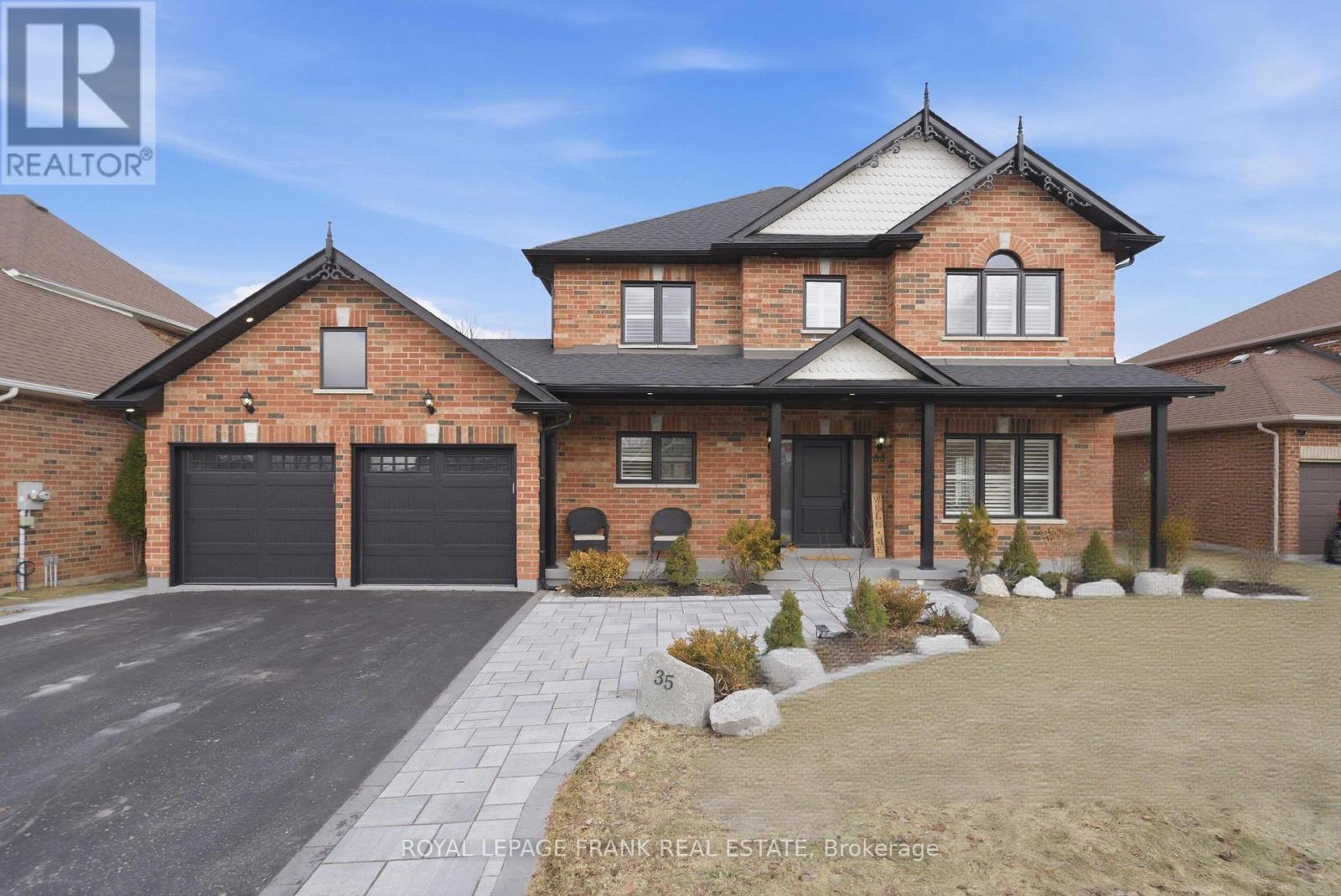 35 NELKYDD LANE, Uxbridge, Ontario