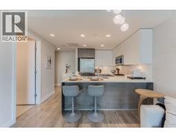 706 2008 ROSSER AVENUE, Burnaby, British Columbia