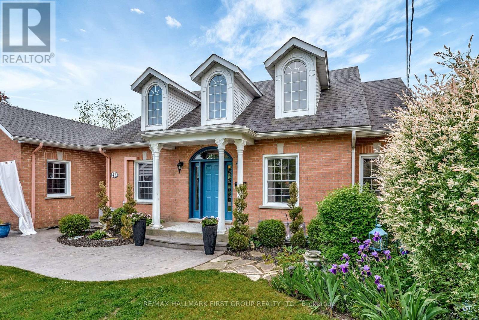 43 Tremaine Terrace, Cobourg, Ontario  K9A 5A7 - Photo 3 - X12880864