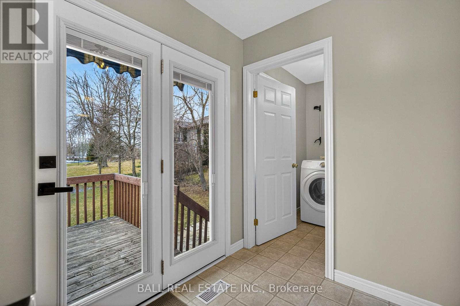 11 Francis Street, Selwyn, Ontario  K0L 2H0 - Photo 12 - X12880870