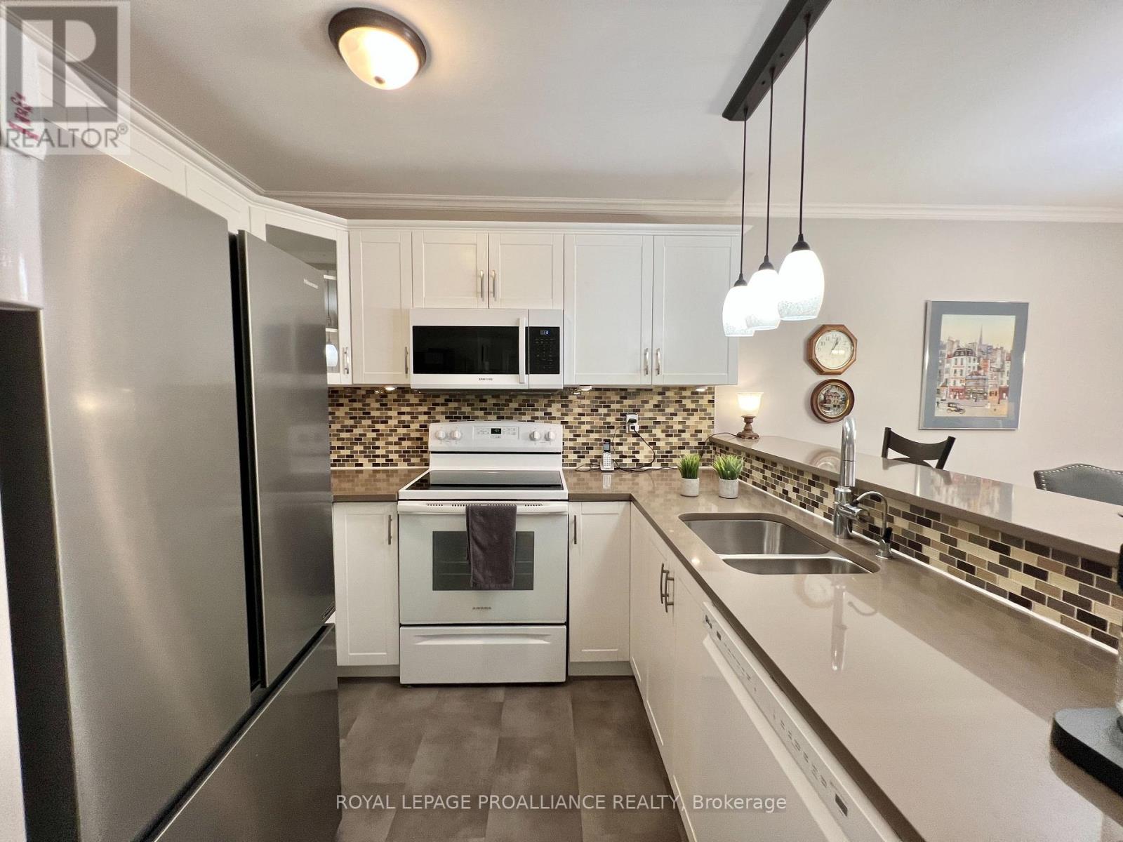 13 - 35 Albion Street, Belleville, Ontario  K8N 5Y8 - Photo 5 - X12880930