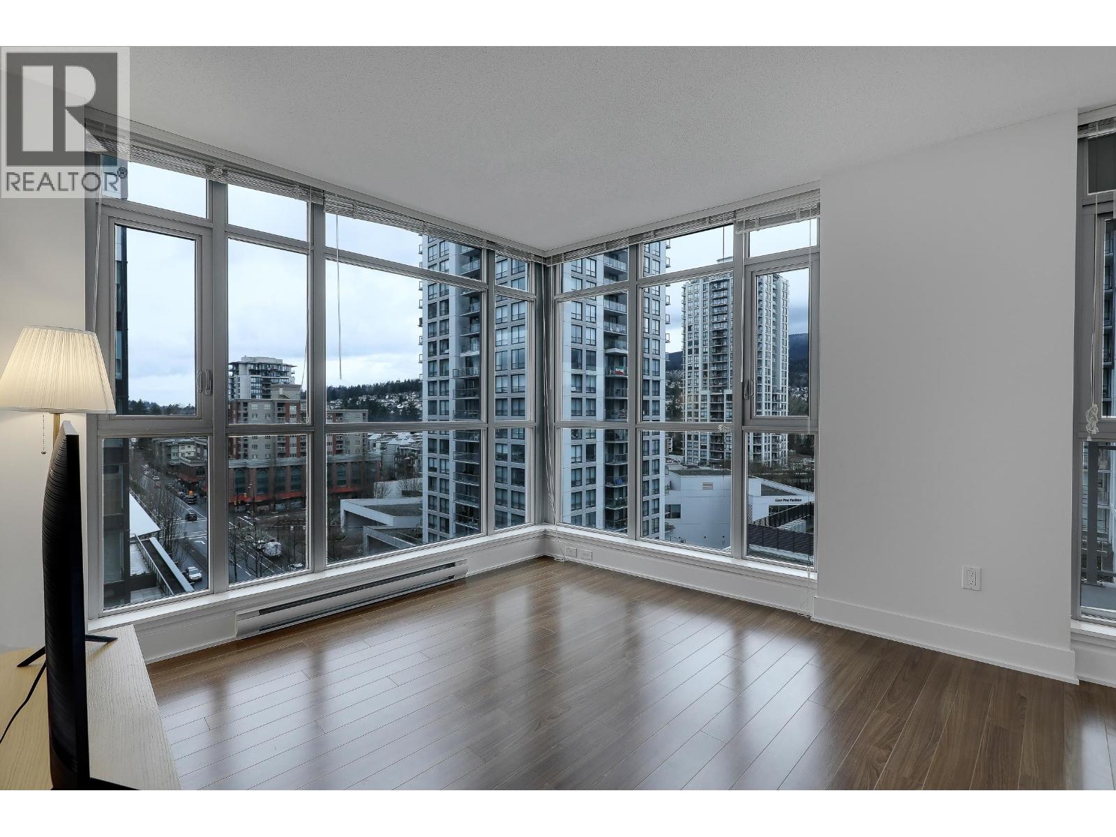 1002 3008 Glen Drive, Coquitlam, British Columbia  V3B 0J5 - Photo 3 - R3098740