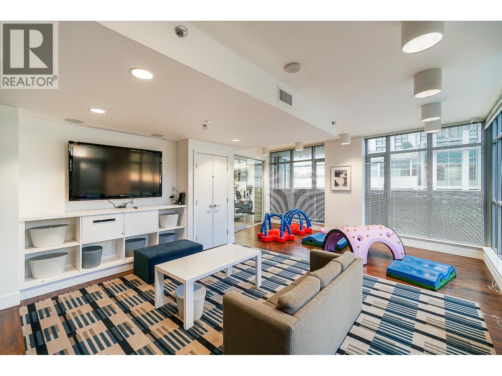 1002 3008 Glen Drive, Coquitlam, British Columbia  V3B 0J5 - Photo 29 - R3098740