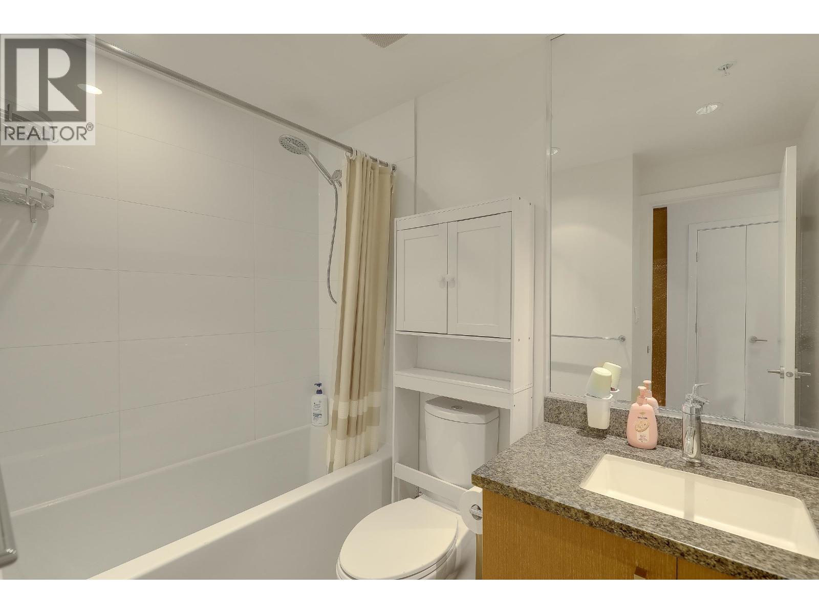 1002 3008 Glen Drive, Coquitlam, British Columbia  V3B 0J5 - Photo 22 - R3098740