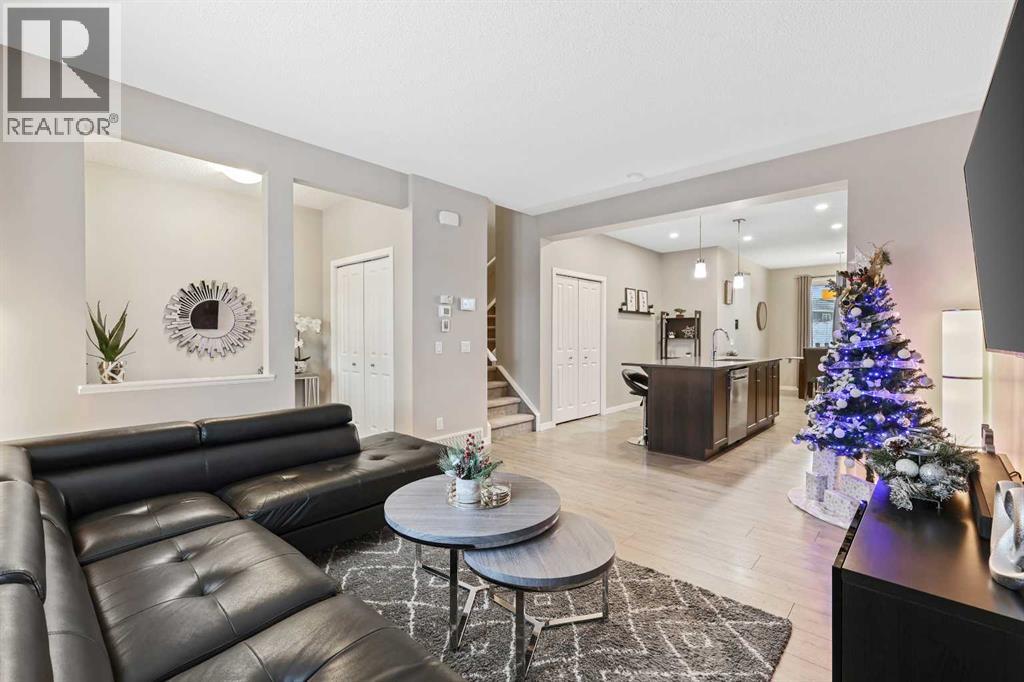 754 Belmont Drive Sw, Calgary, Alberta  T2X 4H4 - Photo 15 - A2287782