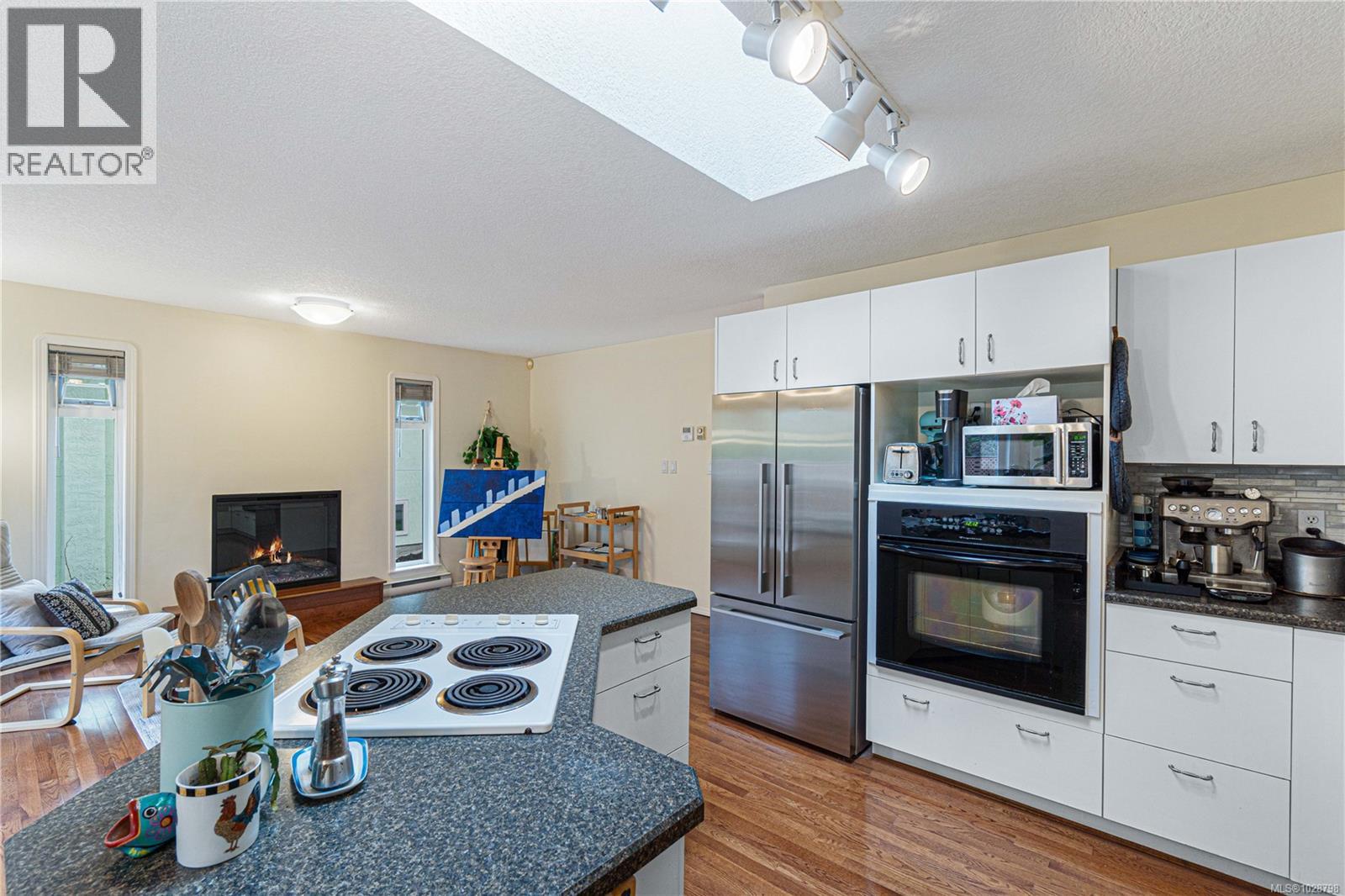 5709 Malibu Terr, Nanaimo, British Columbia V9T 5W7 - Photo 6 - 1028798