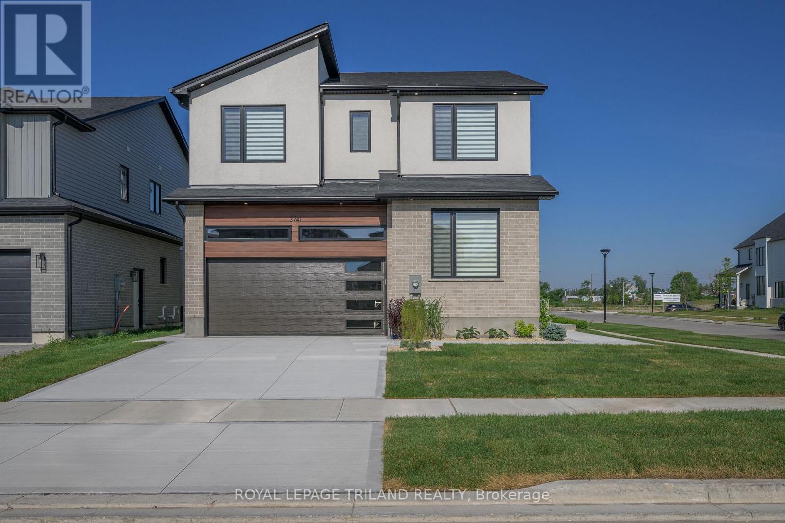 3741 SOMERSTON CRESCENT, London South, Ontario