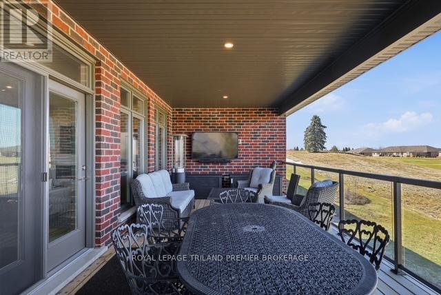 1873 Sandy Somerville Lane, London South, Ontario  N6K 5R1 - Photo 35 - X12880934