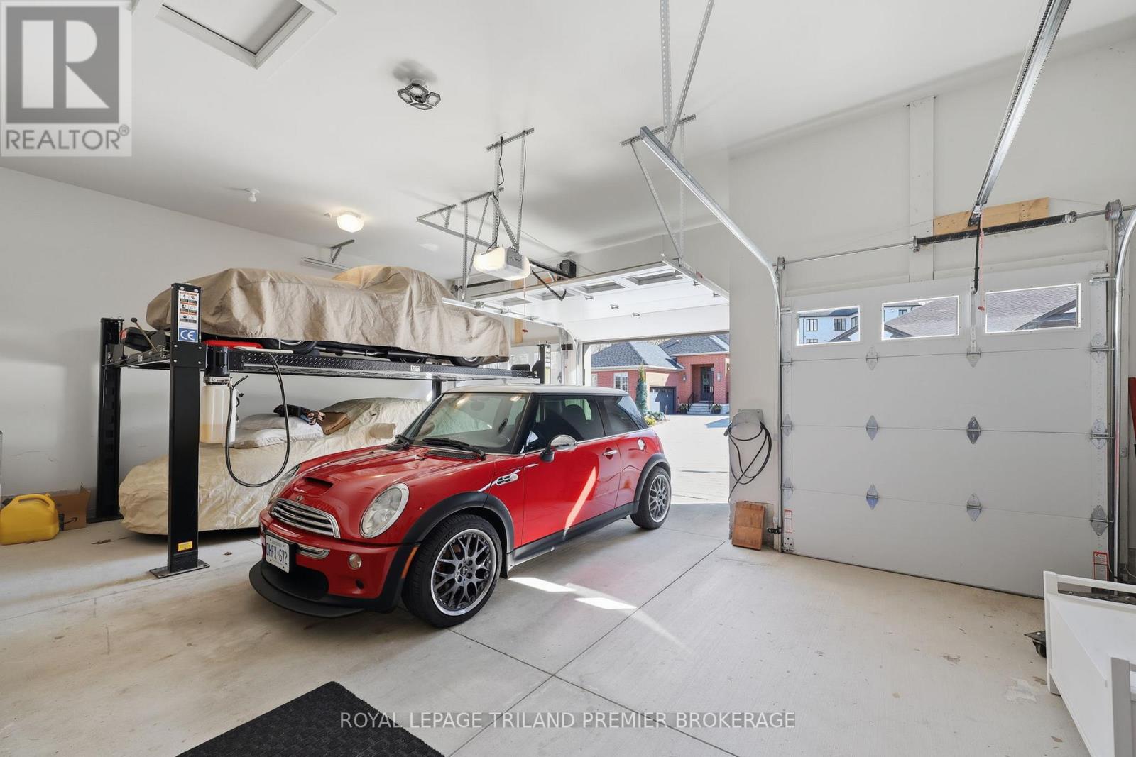 1873 Sandy Somerville Lane, London South, Ontario  N6K 5R1 - Photo 37 - X12880934