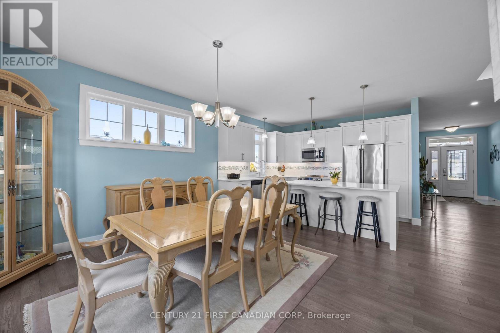 23 Brooklawn Drive, Lambton Shores, Ontario  N0M 1T0 - Photo 20 - X12880970