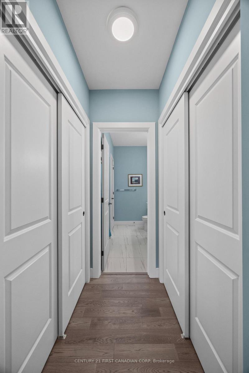 23 Brooklawn Drive, Lambton Shores, Ontario  N0M 1T0 - Photo 23 - X12880970