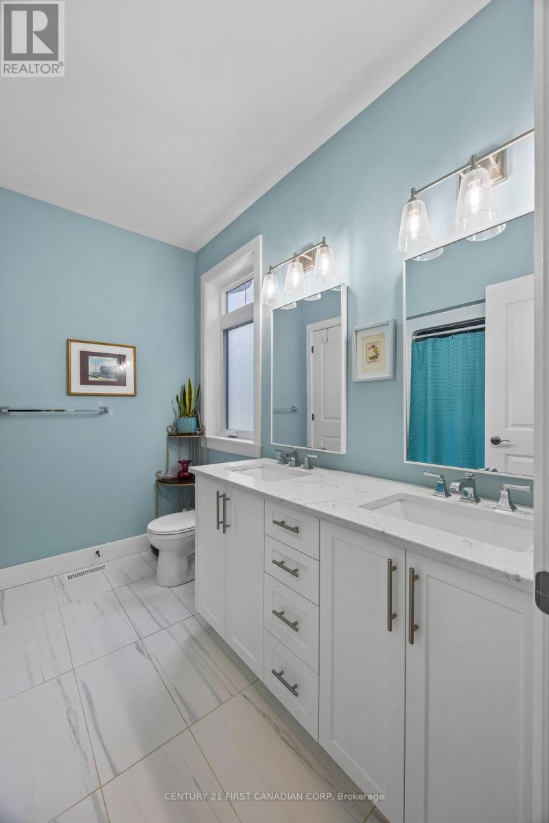 23 Brooklawn Drive, Lambton Shores, Ontario  N0M 1T0 - Photo 24 - X12880970