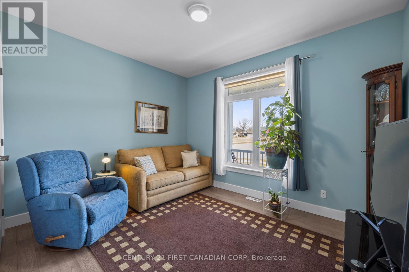 23 Brooklawn Drive, Lambton Shores, Ontario  N0M 1T0 - Photo 26 - X12880970