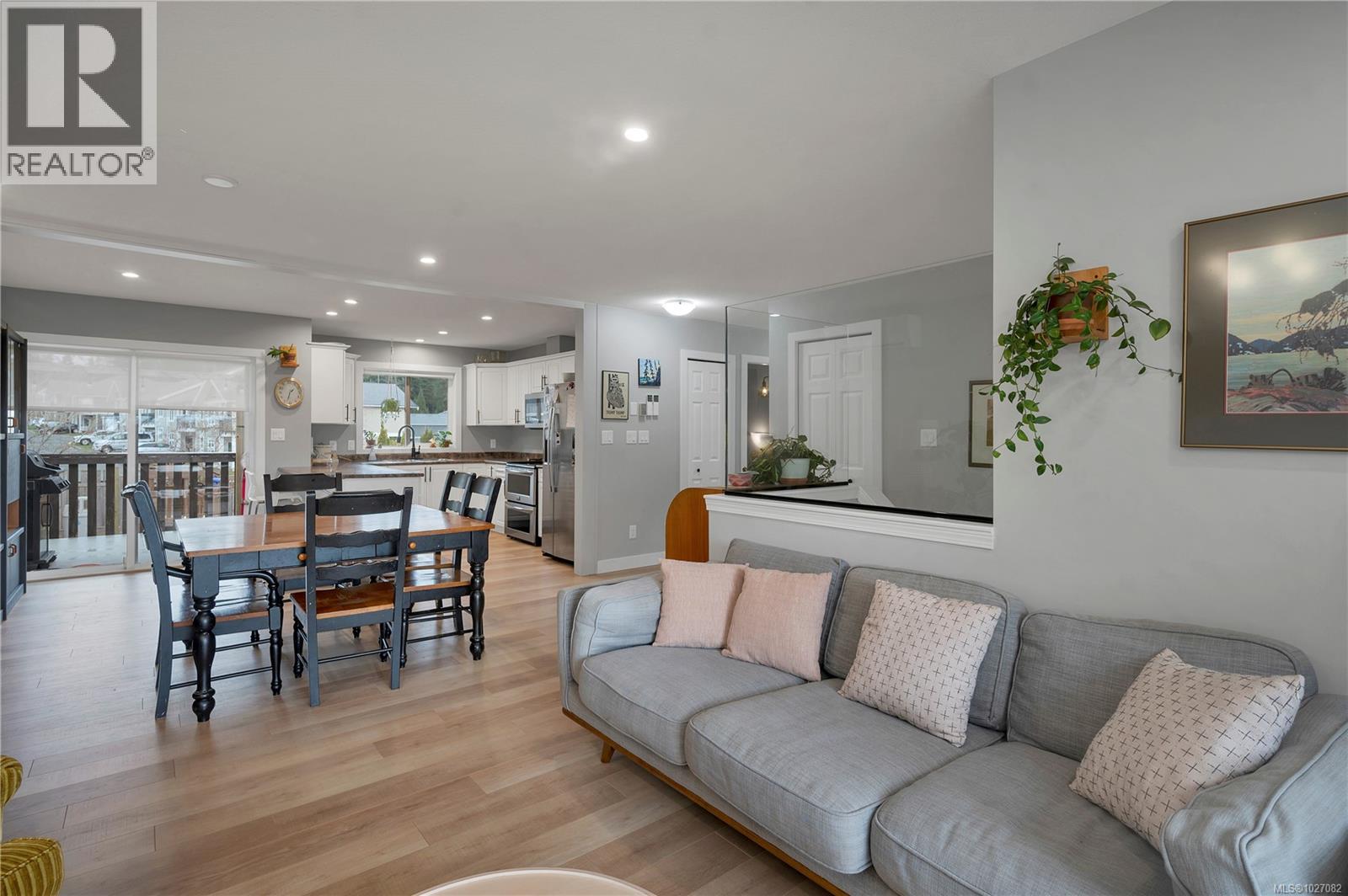 2070 College Dr, Campbell River, British Columbia  V9H 1T8 - Photo 14 - 1027082