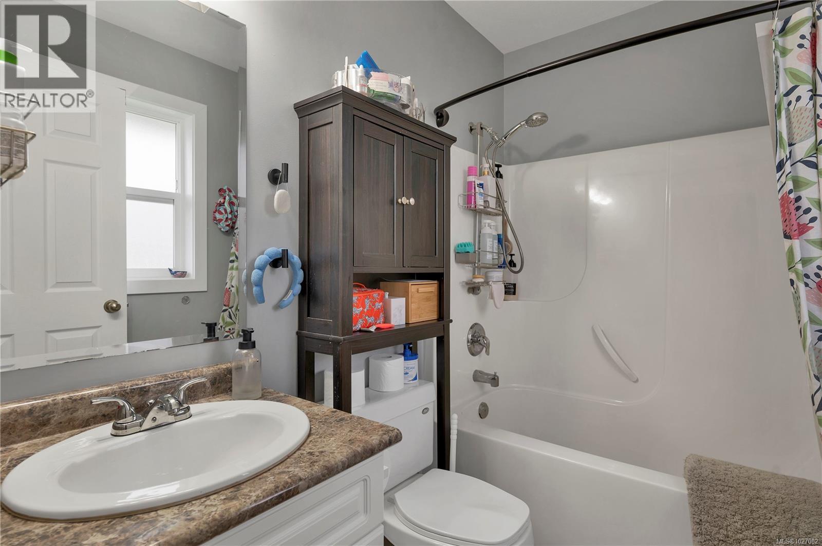 2070 College Dr, Campbell River, British Columbia  V9H 1T8 - Photo 19 - 1027082