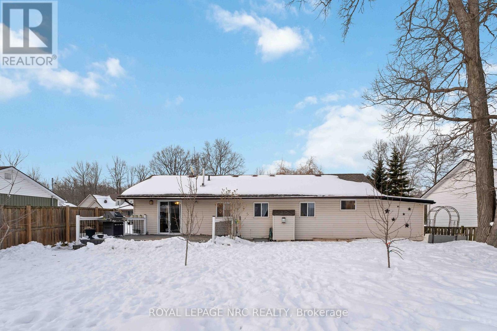 3093 Hyman Avenue, Fort Erie, Ontario  L0S 1N0 - Photo 44 - X12788858