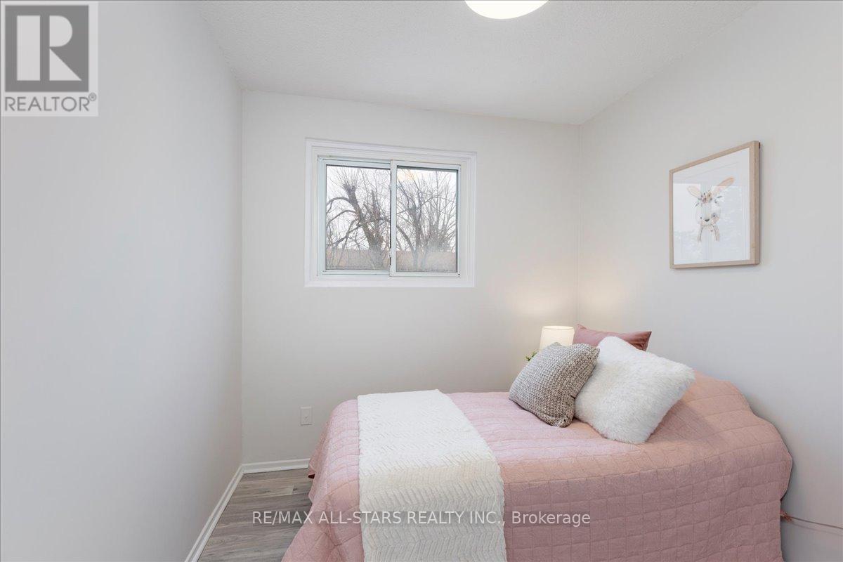 B11 - 63 Ferris Lane, Barrie, Ontario  L4M 5C4 - Photo 7 - S12880126