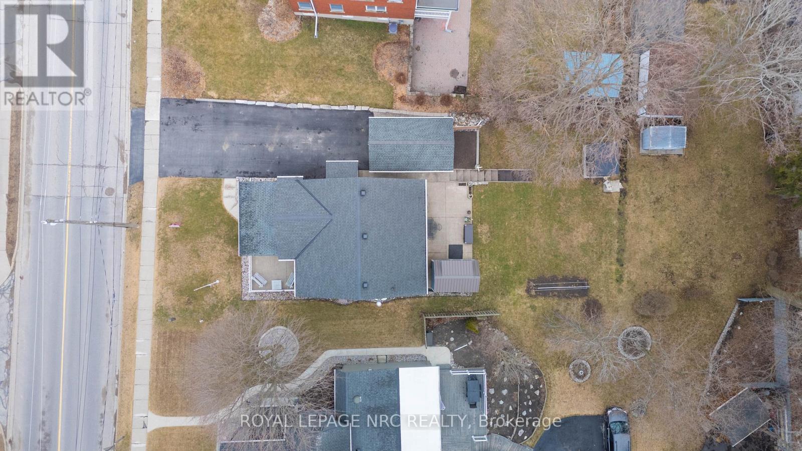 123 Sugarloaf Street, Port Colborne, Ontario  L3K 2N5 - Photo 5 - X12881044