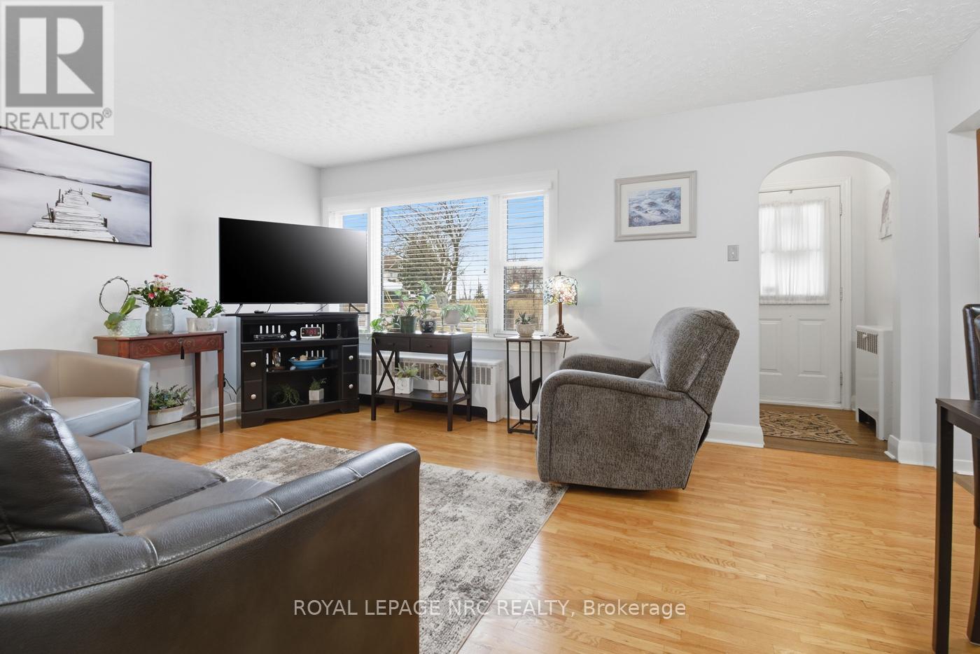 123 Sugarloaf Street, Port Colborne, Ontario  L3K 2N5 - Photo 8 - X12881044