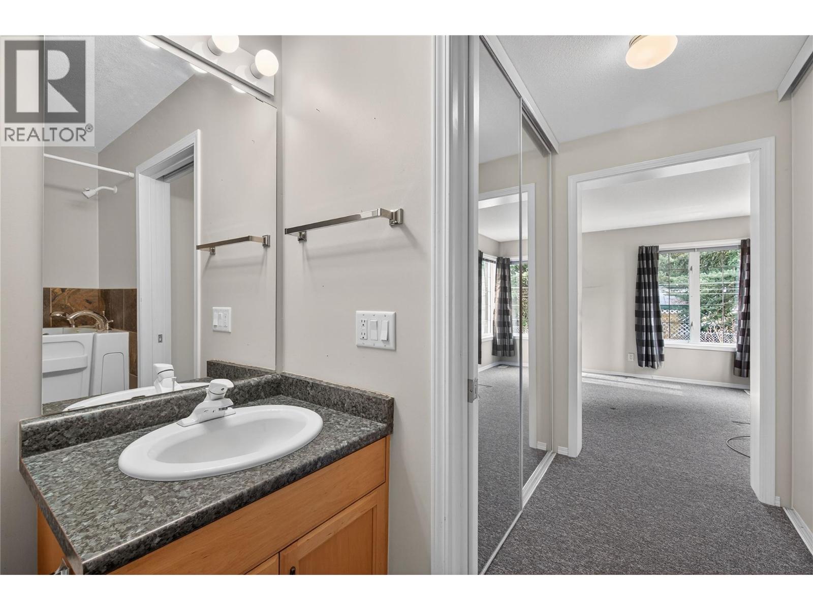 5 Highway 97a Sicamous Sicamous Creek Mobile Home Park Creek Unit# 11, Sicamous, British Columbia  V0E 2V1 - Photo 40 - 10378697