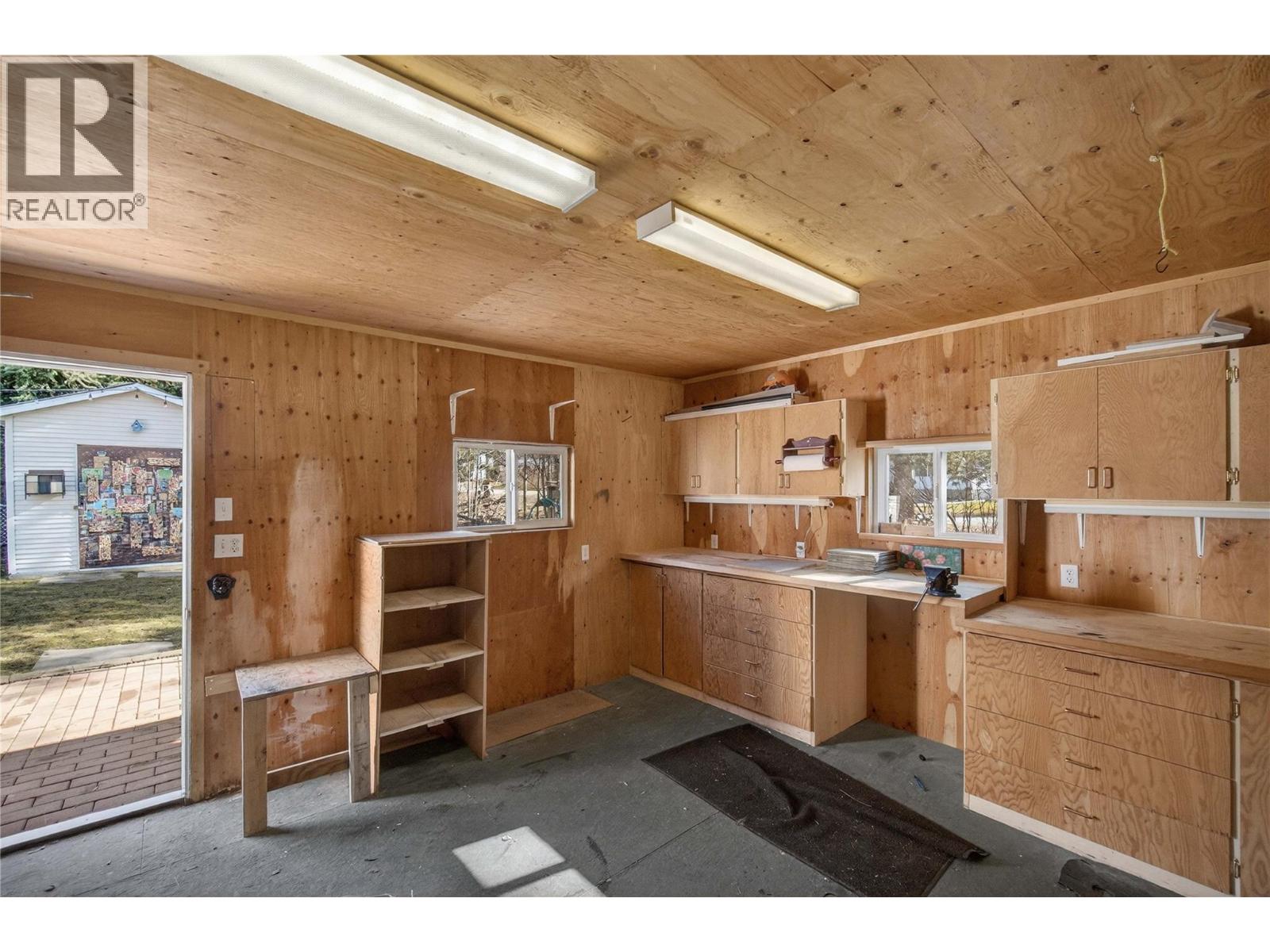 5 Highway 97a Sicamous Sicamous Creek Mobile Home Park Creek Unit# 11, Sicamous, British Columbia  V0E 2V1 - Photo 66 - 10378697