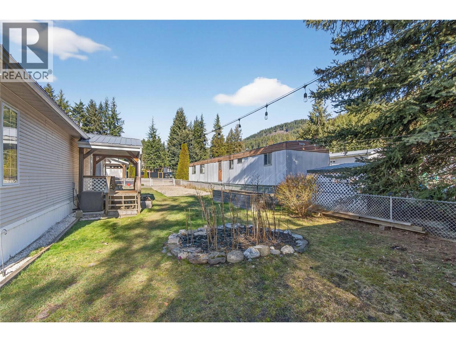 5 Highway 97a Sicamous Sicamous Creek Mobile Home Park Creek Unit# 11, Sicamous, British Columbia  V0E 2V1 - Photo 74 - 10378697