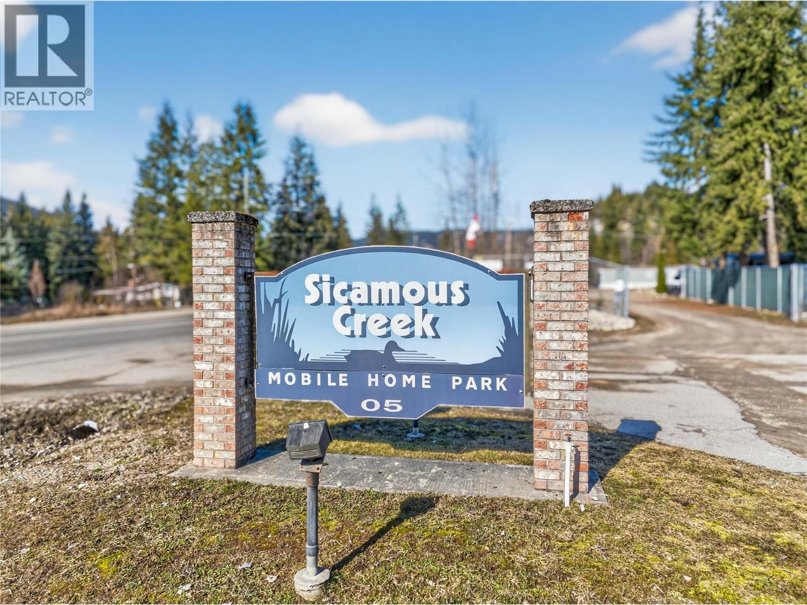 5 Highway 97a Sicamous Sicamous Creek Mobile Home Park Creek Unit# 11, Sicamous, British Columbia  V0E 2V1 - Photo 77 - 10378697