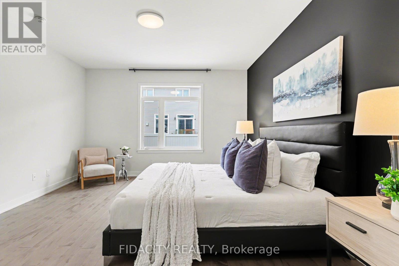 565 Bobolink Ridge, Ottawa, Ontario  K2S 2P4 - Photo 22 - X12880866