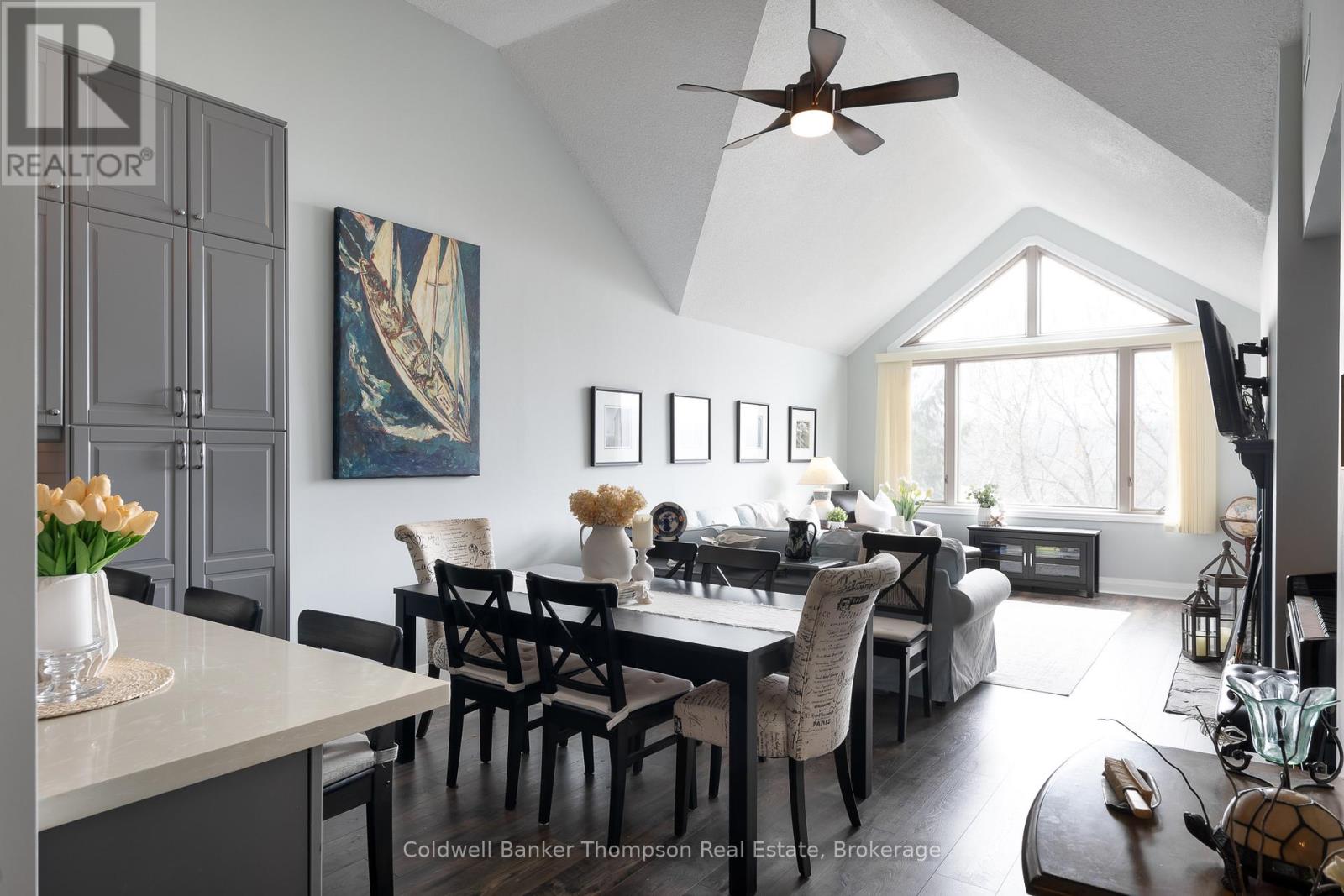 3931 Grandview Forest Hill Drive, Huntsville, Ontario  P1H 2N5 - Photo 3 - X12880834