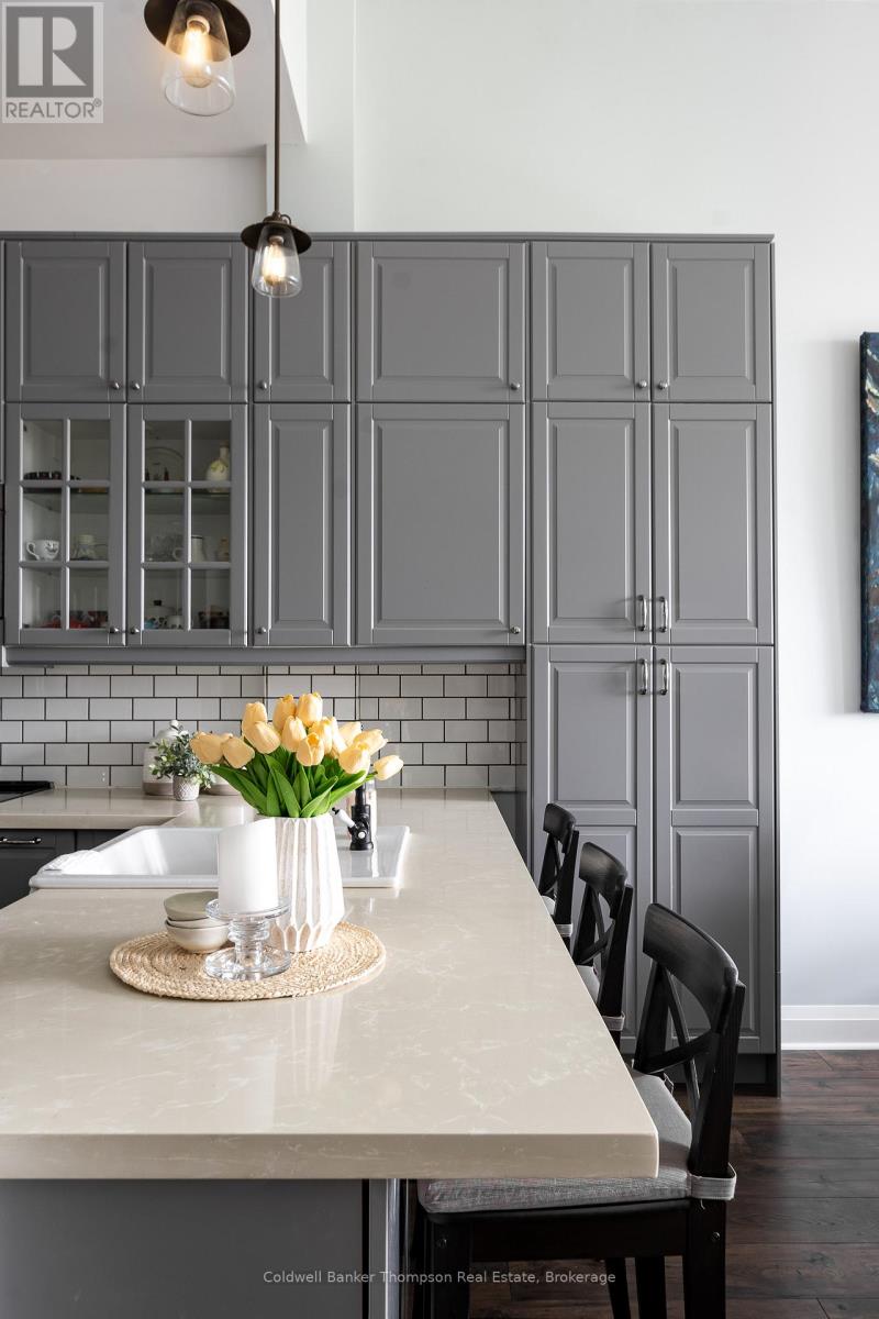 3931 Grandview Forest Hill Drive, Huntsville, Ontario  P1H 2N5 - Photo 9 - X12880834